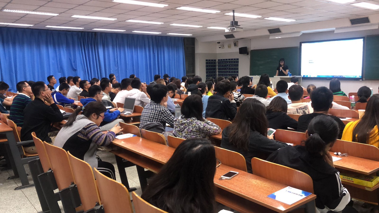 d1e129a1246f47fabf9bfc74a1bf6dd7.jpg